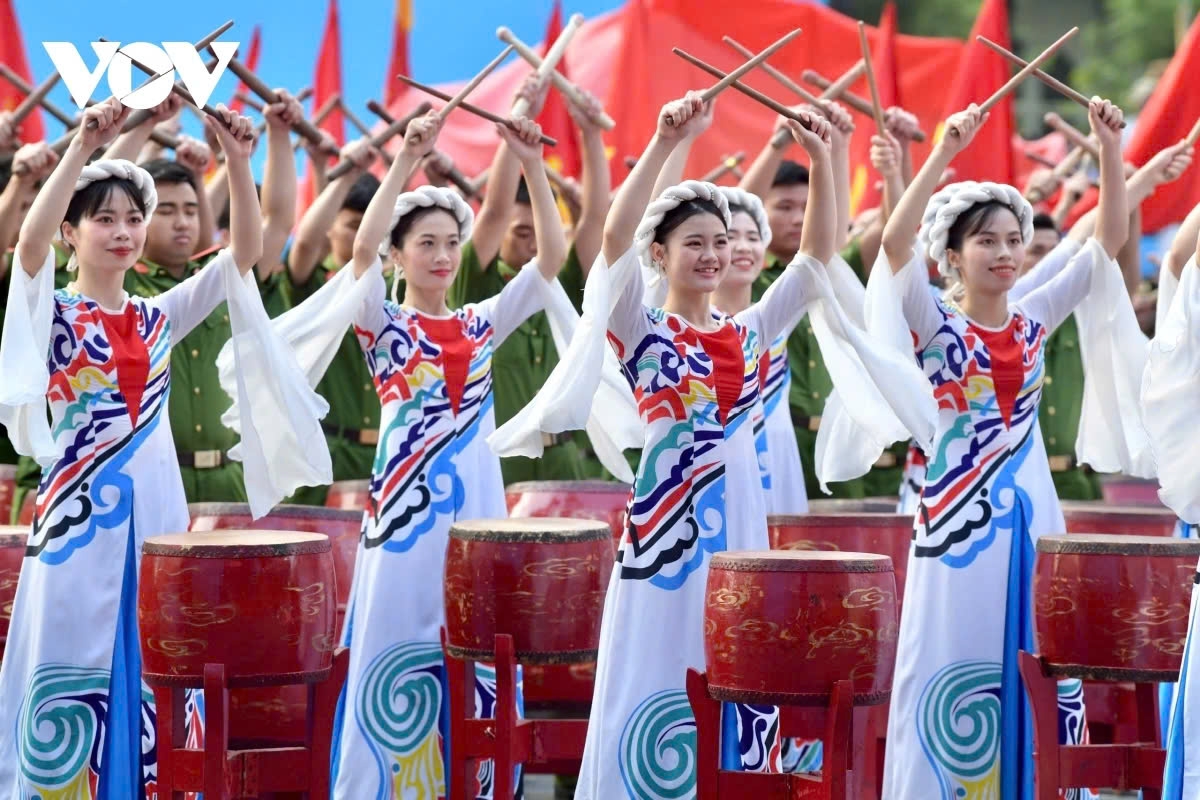 50-year development achievements drive Vietnam forward into new era